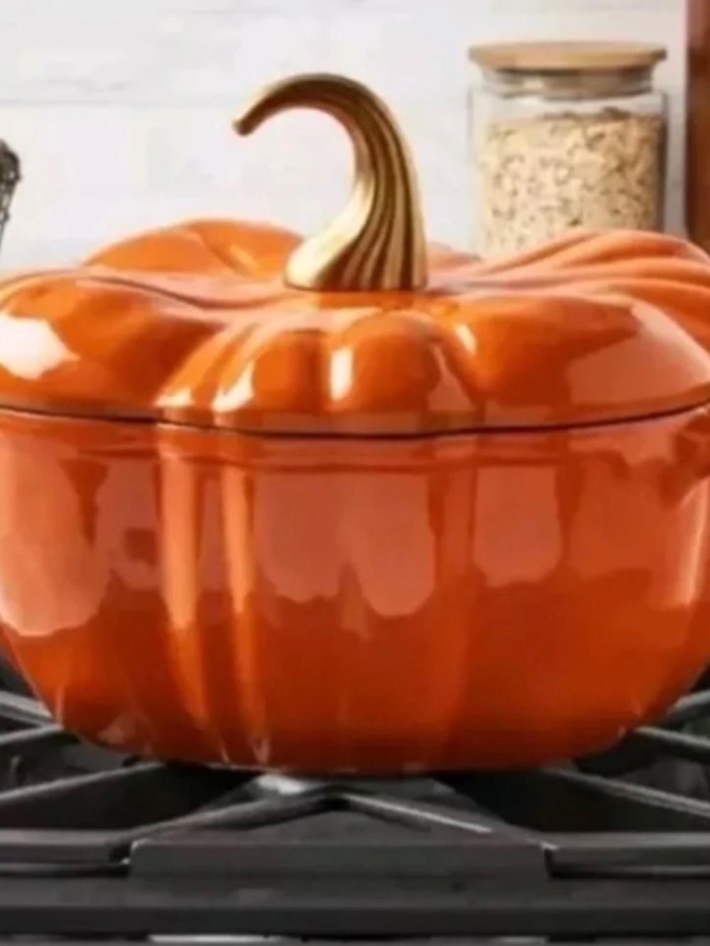 Halloween Smith & Clark Ironworks 4 qt Orange Pumpkin Cast Iron Dutch Oven New - Picture 3 of 3
